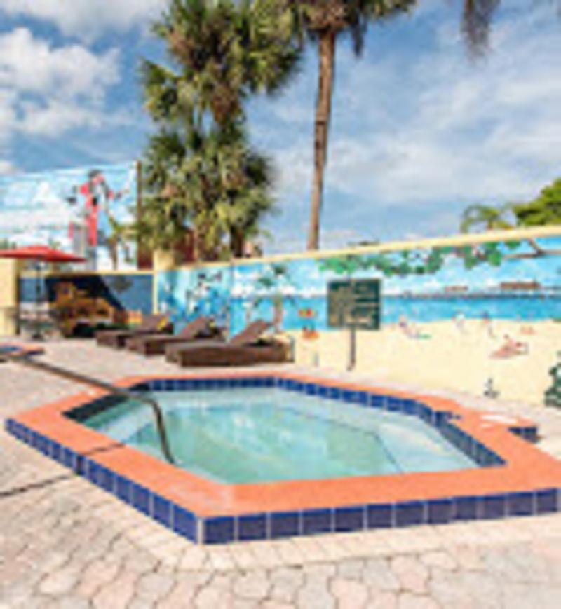 Clarion Inn & Suites Kissimmee-Lake Buena Vista South Bagian luar foto