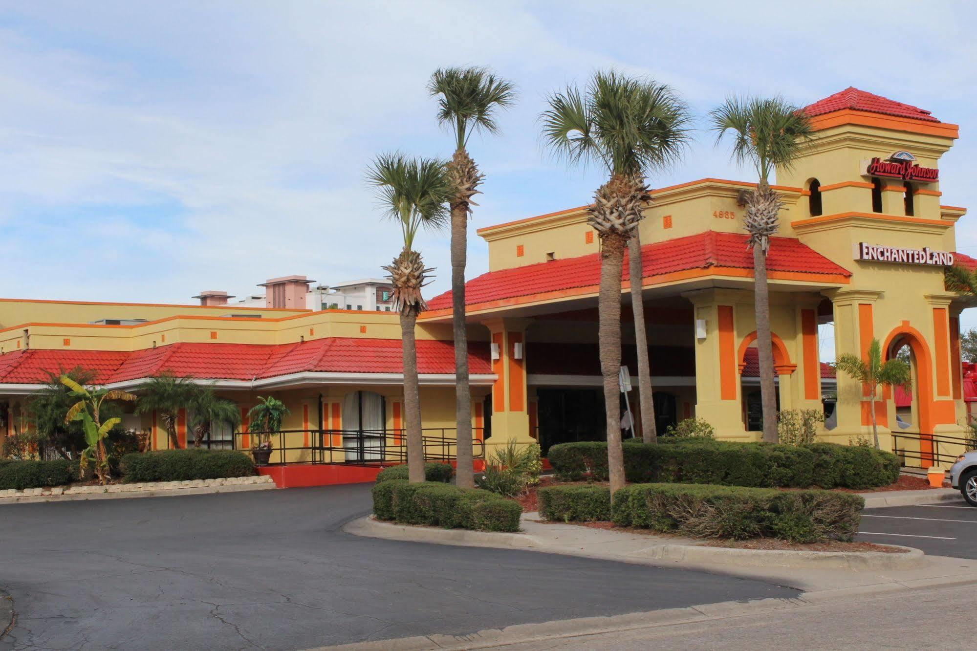 Clarion Inn & Suites Kissimmee-Lake Buena Vista South Bagian luar foto